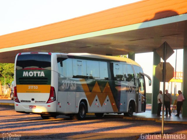 Viação Motta 31753 na cidade de Ourinhos, São Paulo, Brasil, por Gabriel Almeida. Número da foto: #2963777.