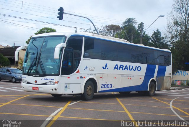 J. Araujo 2003 na cidade de Curitiba, Paraná, Brasil, por Ricardo Luiz. Número da foto: #2964436.