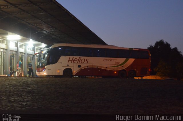 Helios Coletivos e Cargas 368 na cidade de Realeza, Paraná, Brasil, por Roger Damim Maccarini. Número da foto: #2967286.