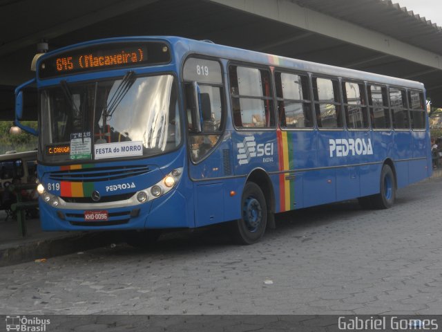 Empresa Pedrosa 819 na cidade de Recife, Pernambuco, Brasil, por Gabriel  Gomes. Número da foto: #2965673.