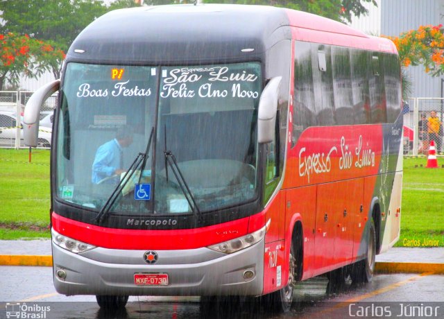Expresso São Luiz 7620 na cidade de Goiânia, Goiás, Brasil, por Carlos Júnior. Número da foto: #2966271.