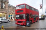 Ônibus Particulares  na cidade de Northallerton, North Yorkshire, Inglaterra, por Donald Hudson. Número da foto: #2966328.