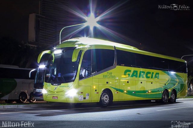 Viação Garcia 7149 na cidade de Curitiba, Paraná, Brasil, por Nilton Félix da Silva. ID da foto: 2968425.