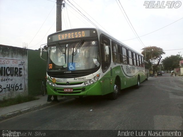 Expresso Real Rio RJ 133.107 na cidade de Nova Iguaçu, Rio de Janeiro, Brasil, por André Luiz Nascimento. Número da foto: #2361620.