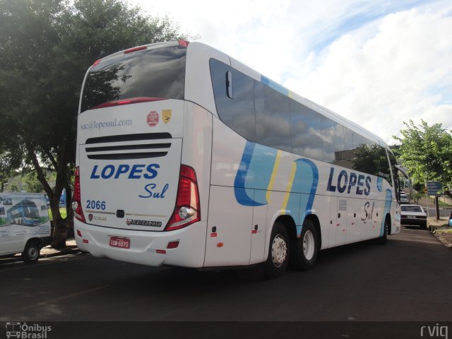 LopeSul Transportes - Lopes e Oliveira Transportes e Turismo - Lopes Sul 2066 na cidade de Pato Branco, Paraná, Brasil, por Rodrigo Augusto  Vignaga. Número da foto: #2362577.