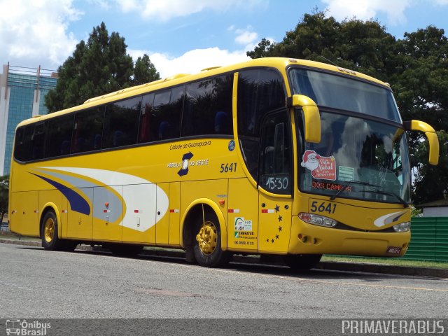 Transportes Coletivos Pérola do Oeste 5641 na cidade de Curitiba, Paraná, Brasil, por Alexandre Rodrigo. Número da foto: #2362896.