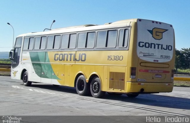 Empresa Gontijo de Transportes 15380 na cidade de Resende, Rio de Janeiro, Brasil, por Hélio  Teodoro. ID da foto: 2364682.