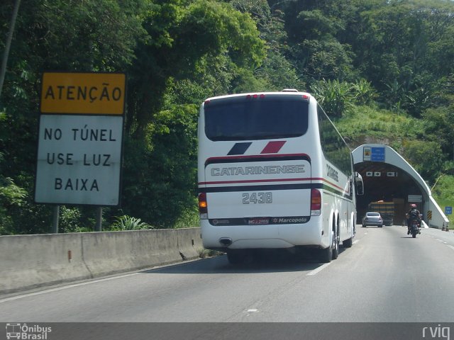 Auto Viação Catarinense 2438 na cidade de Itapema, Santa Catarina, Brasil, por Rodrigo Augusto  Vignaga. ID da foto: 2366130.