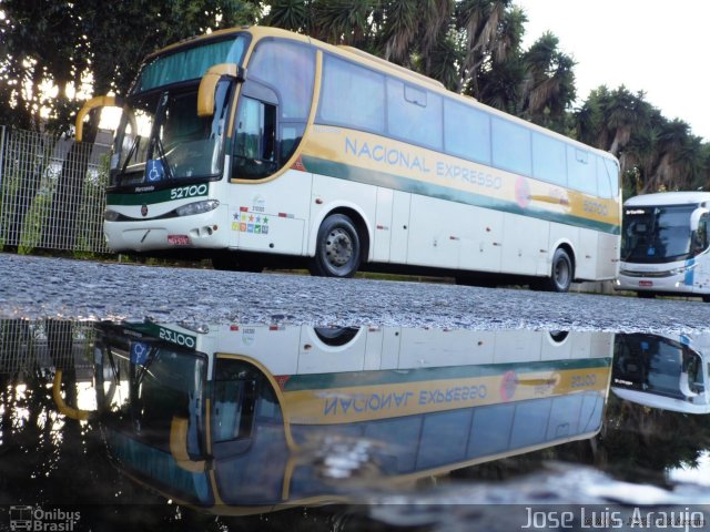 Nacional Expresso 52700 na cidade de Curitiba, Paraná, Brasil, por Jose Luis Araujo. ID da foto: 2365638.