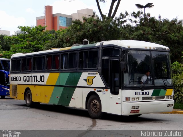 Empresa Gontijo de Transportes 10300 na cidade de São Paulo, São Paulo, Brasil, por Fabricio Zulato. ID da foto: 2369514.