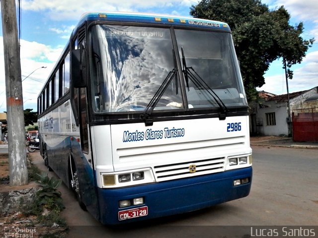 Montes Claros Turismo 2986 na cidade de Jequitaí, Minas Gerais, Brasil, por Lucas Santos. Número da foto: #2371553.