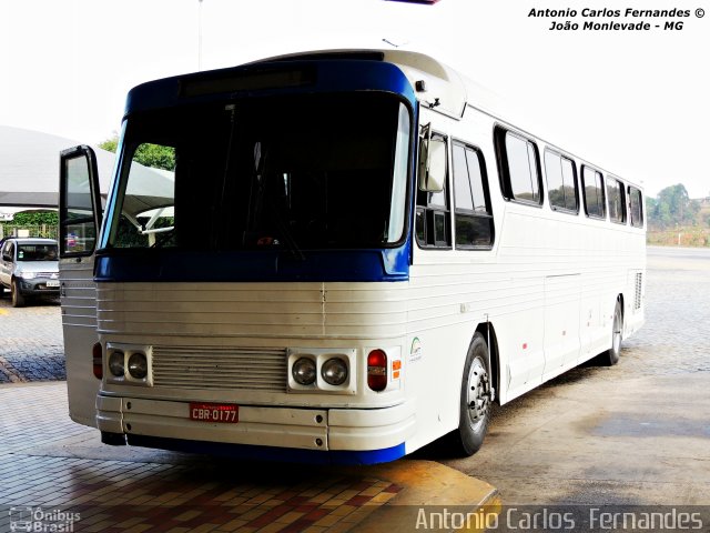 Ônibus Particulares 0177 na cidade de João Monlevade, Minas Gerais, Brasil, por Antonio Carlos Fernandes. ID da foto: 2370969.