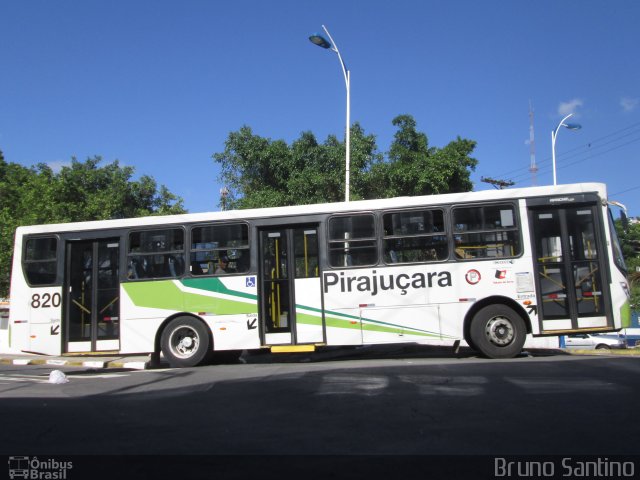 Viação Pirajuçara 820 na cidade de Taboão da Serra, São Paulo, Brasil, por Bruno Santino. Número da foto: #2375146.