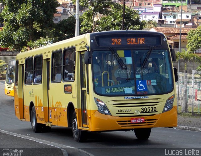 Via Oeste < Autobus Transportes 30530 na cidade de Belo Horizonte, Minas Gerais, Brasil, por Lucas Leite. ID da foto: 2342453.