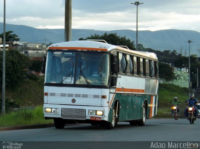 Expresso Imperador 3258 na cidade de Belo Horizonte, Minas Gerais, Brasil, por Adão Raimundo Marcelino. ID da foto: 2376849.