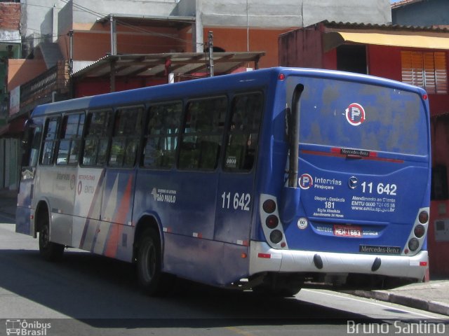 Viação Pirajuçara 11.642 na cidade de Embu das Artes, São Paulo, Brasil, por Bruno Santino. ID da foto: 2376443.