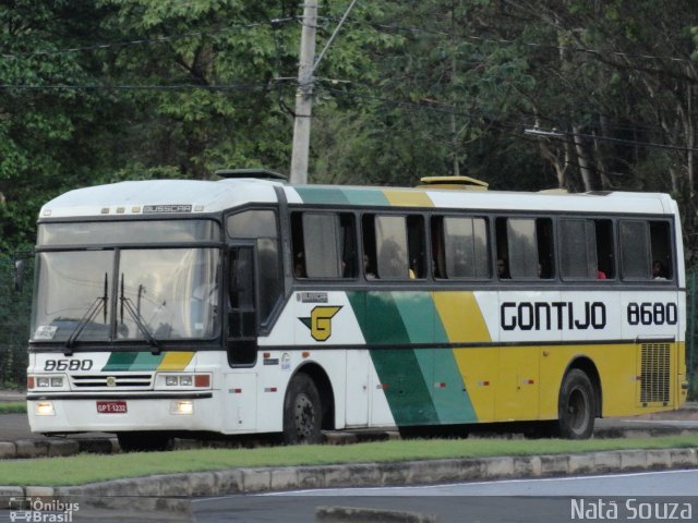 Empresa Gontijo de Transportes 8680 na cidade de Belo Horizonte, Minas Gerais, Brasil, por Natã  Souza. ID da foto: 2376196.