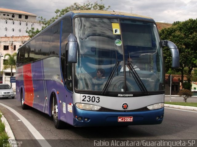 Isabela Tur 2303 na cidade de Aparecida, São Paulo, Brasil, por Fabio Alcantara. ID da foto: 2377632.