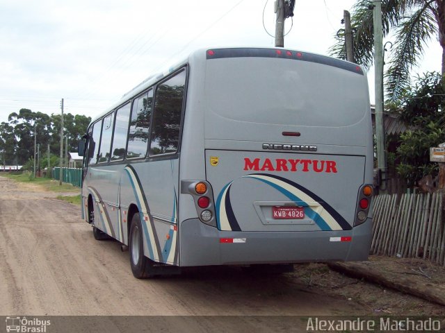 Marytur Turismo 2012 na cidade de Mostardas, Rio Grande do Sul, Brasil, por Alexandre Machado. Número da foto: #2378075.