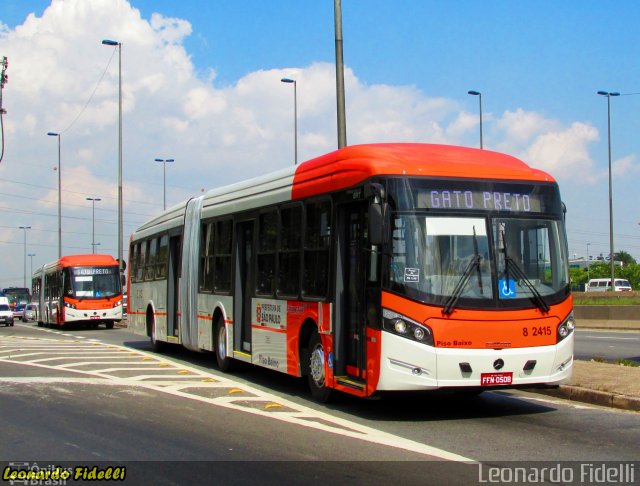 Viação Gato Preto 8 2415 na cidade de São Paulo, São Paulo, Brasil, por Leonardo Fidelli. ID da foto: 2378009.