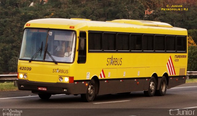 Viação Itapemirim 42039 na cidade de Petrópolis, Rio de Janeiro, Brasil, por Clovis Junior. Número da foto: #2377586.