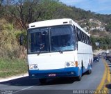 Ônibus Particulares 7903 na cidade de Sabará, Minas Gerais, Brasil, por Maurício Nascimento. Número da foto: #:id.