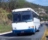 Ônibus Particulares 7903 na cidade de Sabará, Minas Gerais, Brasil, por Maurício Nascimento. ID da foto: :id.