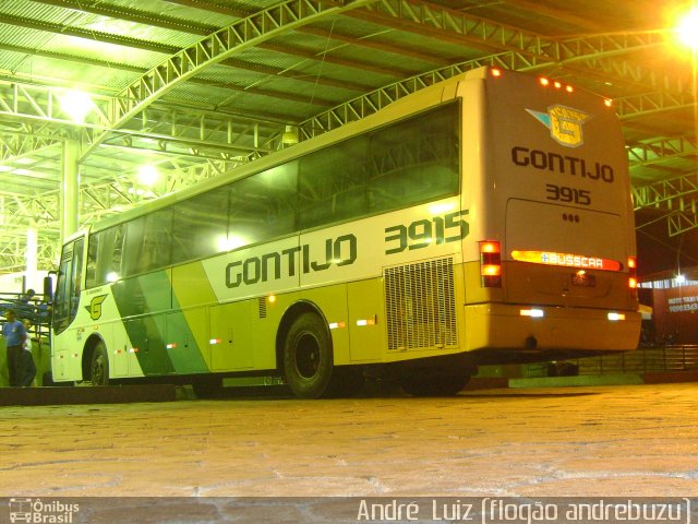 Empresa Gontijo de Transportes 3915 na cidade de Porto Nacional, Tocantins, Brasil, por André  Luiz. ID da foto: 2380366.