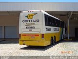 Empresa Gontijo de Transportes 15565 na cidade de Roseira, São Paulo, Brasil, por Rogério Teixeira Varadi. ID da foto: :id.