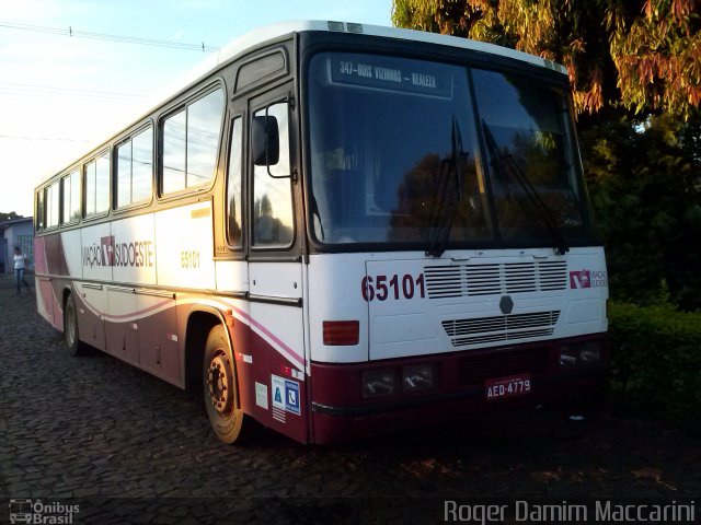 Sudoeste Transportes 65101 na cidade de Realeza, Paraná, Brasil, por Roger Damim Maccarini. Número da foto: #2383005.
