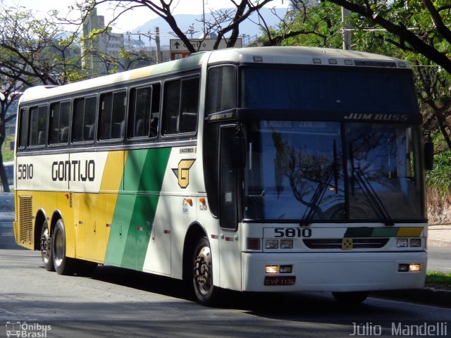 Empresa Gontijo de Transportes 5810 na cidade de Belo Horizonte, Minas Gerais, Brasil, por Júlio  Mandelli. ID da foto: 2385917.