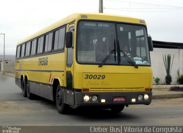 Viação Itapemirim 30029 na cidade de Vitória da Conquista, Bahia, Brasil, por Cleber Bus. ID da foto: 2385681.