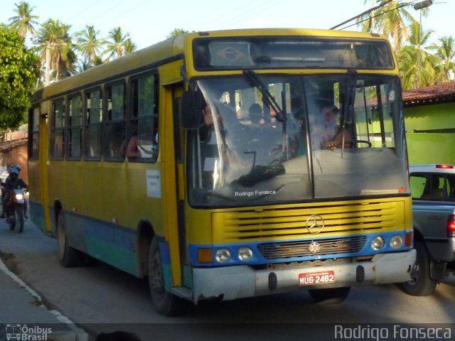 Ônibus Particulares 2482 na cidade de São Miguel dos Milagres, Alagoas, Brasil, por Rodrigo Fonseca. ID da foto: 2385755.