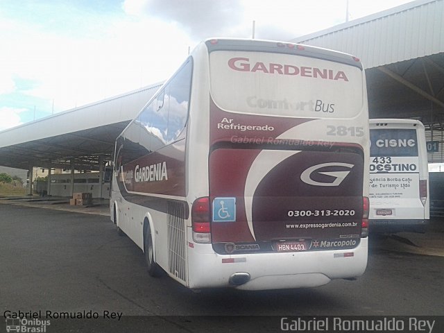 Expresso Gardenia 2815 na cidade de Passos, Minas Gerais, Brasil, por Gabriel Romualdo Rey . Número da foto: #2386272.