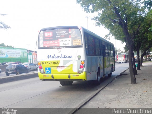 Viação Nilopolitana RJ 123.065 na cidade de Rio de Janeiro, Rio de Janeiro, Brasil, por Paulo Vitor Lima. Número da foto: #2390352.