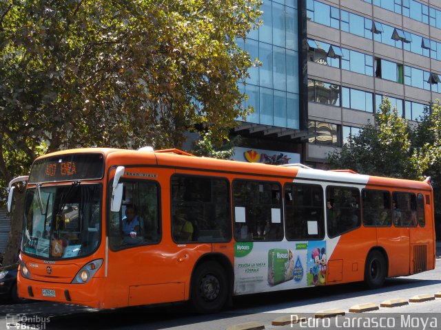 Express de Santiago Uno 1235 na cidade de , por Pedro Carrasco Moya. Número da foto: #2344069.