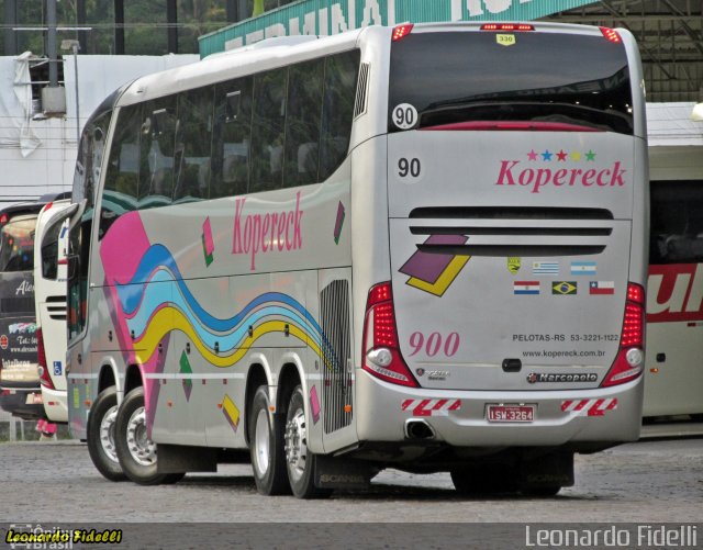 Kopereck Turismo 900 na cidade de Balneário Camboriú, Santa Catarina, Brasil, por Leonardo Fidelli. Número da foto: #2347301.