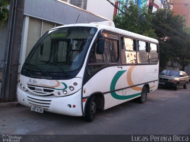 EAC Tur Transporte e Turismo 4180 na cidade de Porto Alegre, Rio Grande do Sul, Brasil, por Lucas Pereira Bicca. ID da foto: 2351379.