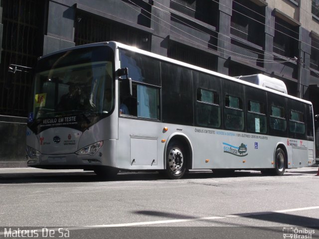 Viação Paratodos > São Jorge > Metropolitana São Paulo > Mobibrasil Sn na cidade de São Paulo, São Paulo, Brasil, por Mateus  Vasconcelos. ID da foto: 2353880.