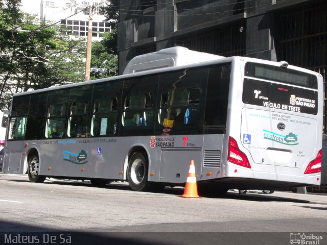 Viação Paratodos > São Jorge > Metropolitana São Paulo > Mobibrasil Sn na cidade de São Paulo, São Paulo, Brasil, por Mateus  Vasconcelos. ID da foto: 2353913.