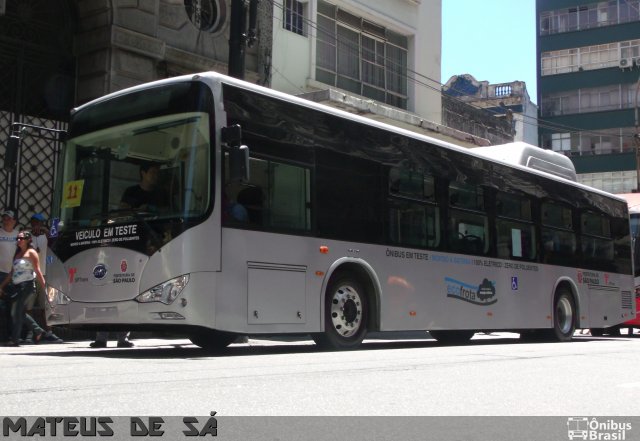 Viação Paratodos > São Jorge > Metropolitana São Paulo > Mobibrasil SN na cidade de São Paulo, São Paulo, Brasil, por Mateus  Vasconcelos. Número da foto: #2354143.