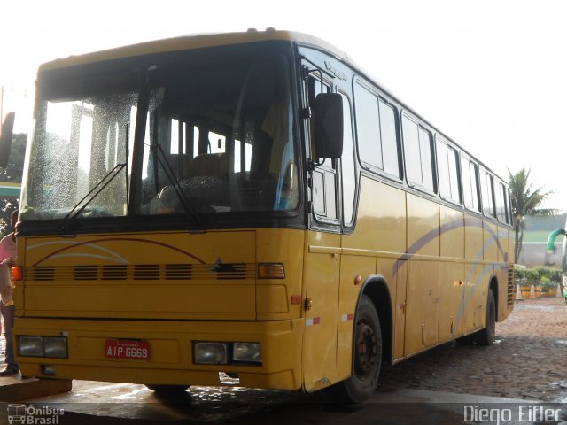 Ônibus Particulares 6669 na cidade de Jataí, Goiás, Brasil, por Diego Eifler. ID da foto: 2410947.