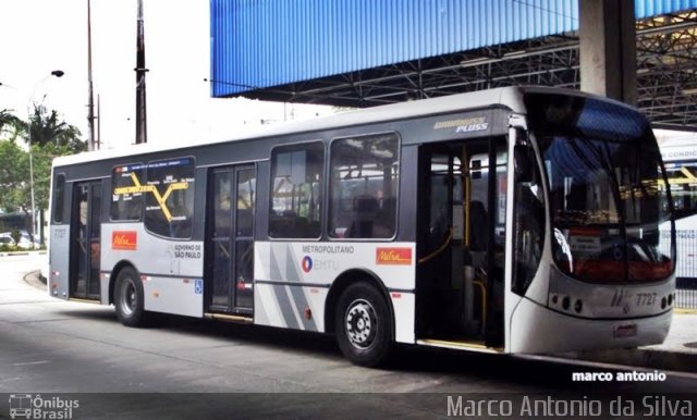 Metra - Sistema Metropolitano de Transporte 7727 na cidade de São Bernardo do Campo, São Paulo, Brasil, por Marco Antonio da Silva. ID da foto: 2413484.