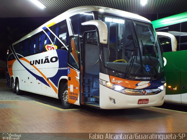 Expresso União 10261 na cidade de Guaratinguetá, São Paulo, Brasil, por Fabio Alcantara. ID da foto: 2412413.