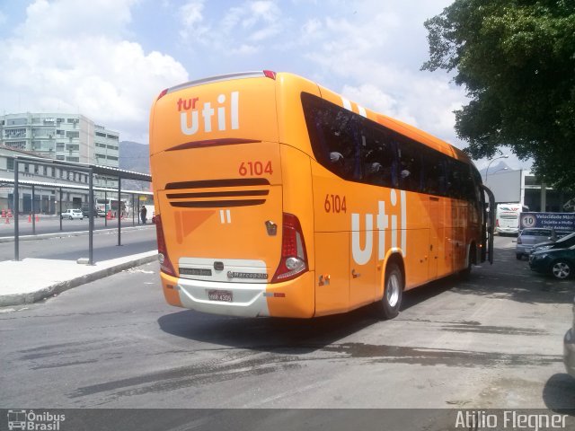 UTIL - União Transporte Interestadual de Luxo 6104 na cidade de Rio de Janeiro, Rio de Janeiro, Brasil, por Atilio Flegner. Número da foto: #2413965.