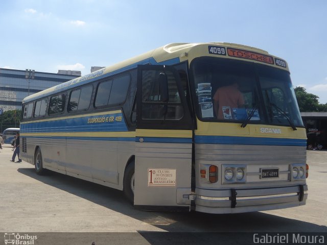 Ônibus Particulares 4099 na cidade de São Paulo, São Paulo, Brasil, por Gabriel Moura. Número da foto: #2414788.