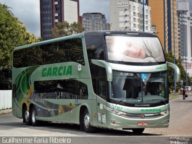 Viação Garcia 7107 na cidade de Curitiba, Paraná, Brasil, por Guilherme Faria Ribeiro. ID da foto: 2417523.