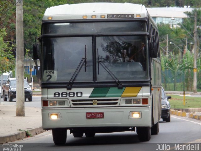 Empresa Gontijo de Transportes 8880 na cidade de Belo Horizonte, Minas Gerais, Brasil, por Júlio  Mandelli. Número da foto: #2417420.