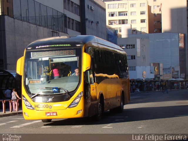 Auto Viação Redentor HC300 na cidade de Curitiba, Paraná, Brasil, por Luiz Felipe Ferreira. Número da foto: #2418541.