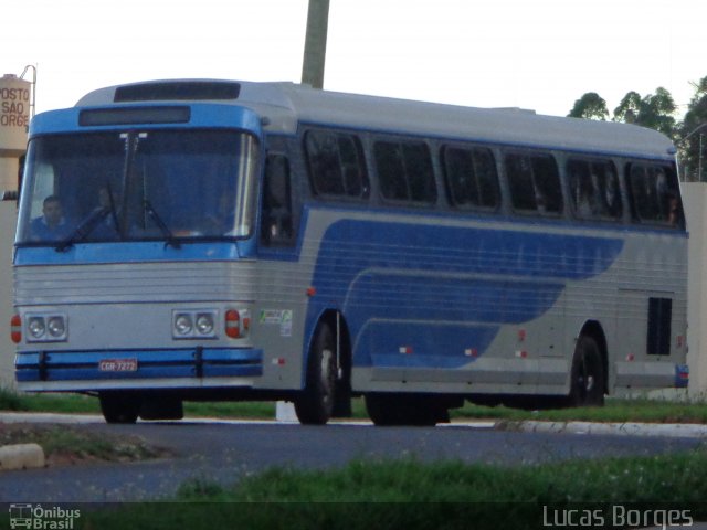 Ônibus Particulares 2800 na cidade de Araxá, Minas Gerais, Brasil, por Lucas Borges . ID da foto: 2419051.